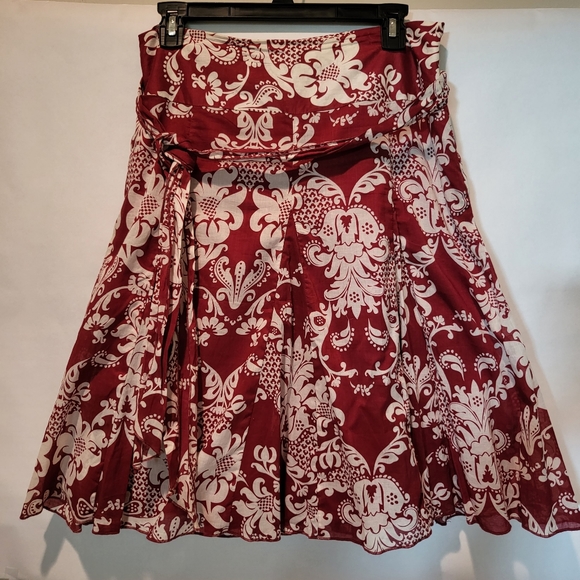 Apt 9 Skirt - Picture 1 of 2